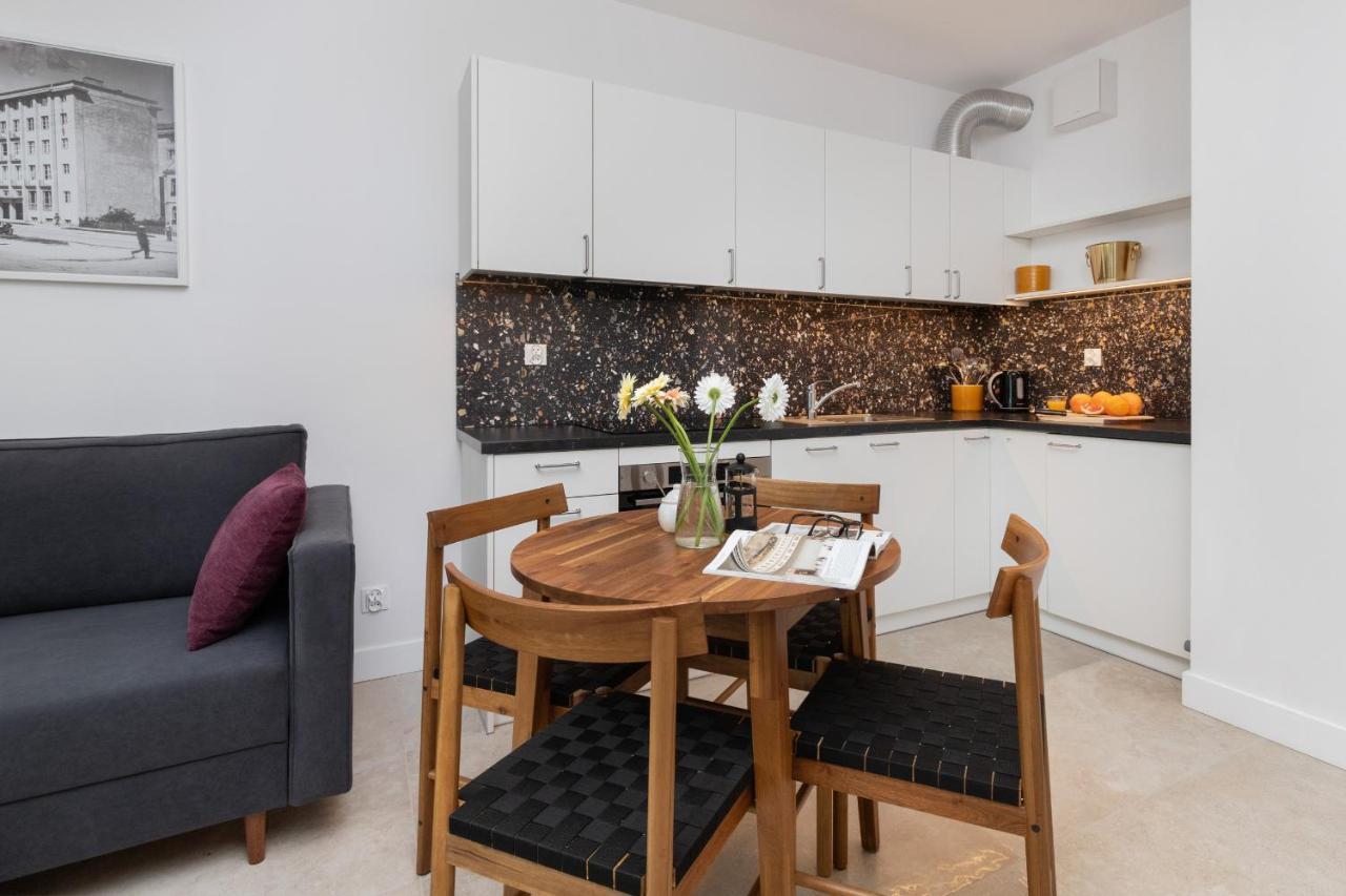 Plac Unii Apartment Gdynia City Centre By Noclegi Renters Exterior photo